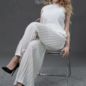Maggie Outfit 1