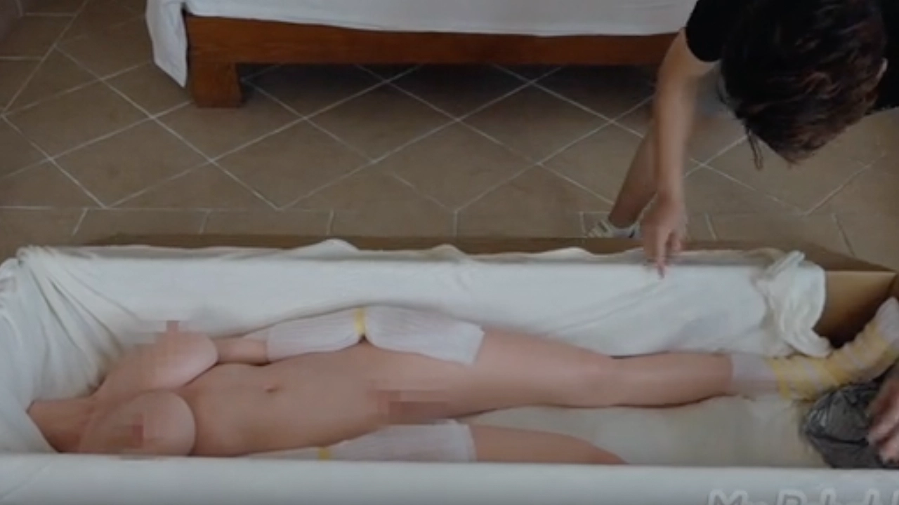 How To Unbox A Sex Doll Safely